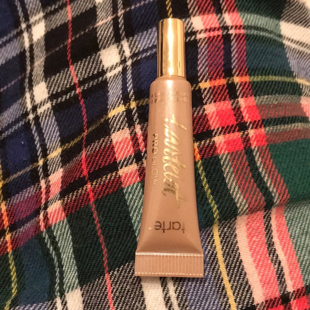 Tarte pro glow liquid highlighter